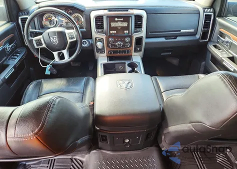 2015 Ram 1500 Laramie z USA, uszkodzony, nr VIN 1C6RR7VM9FS733881